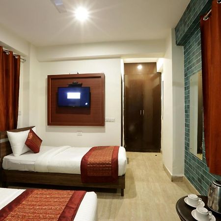 Hotel Airport Star New Delhi Eksteriør bilde