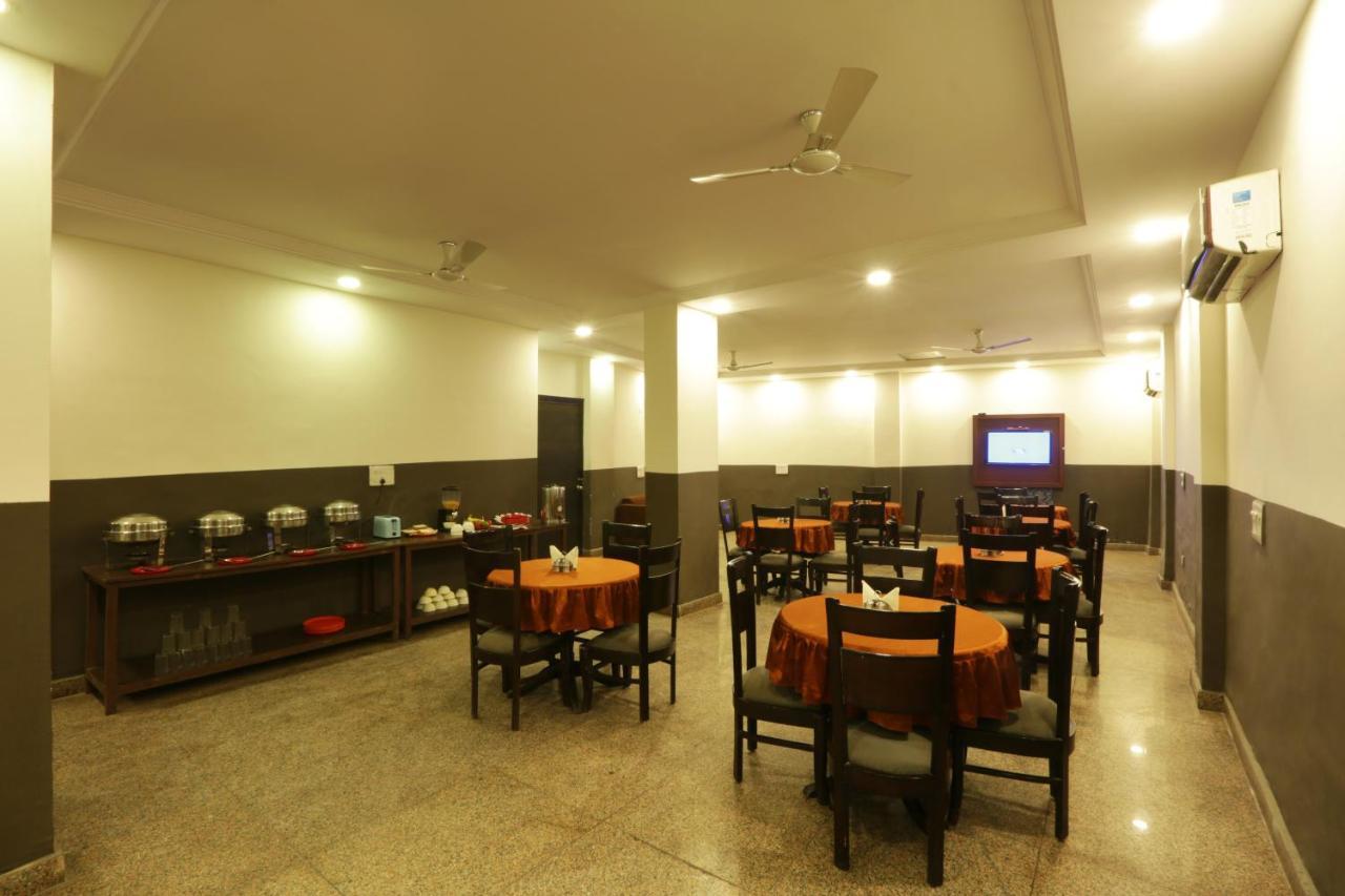 Hotel Airport Star New Delhi Eksteriør bilde